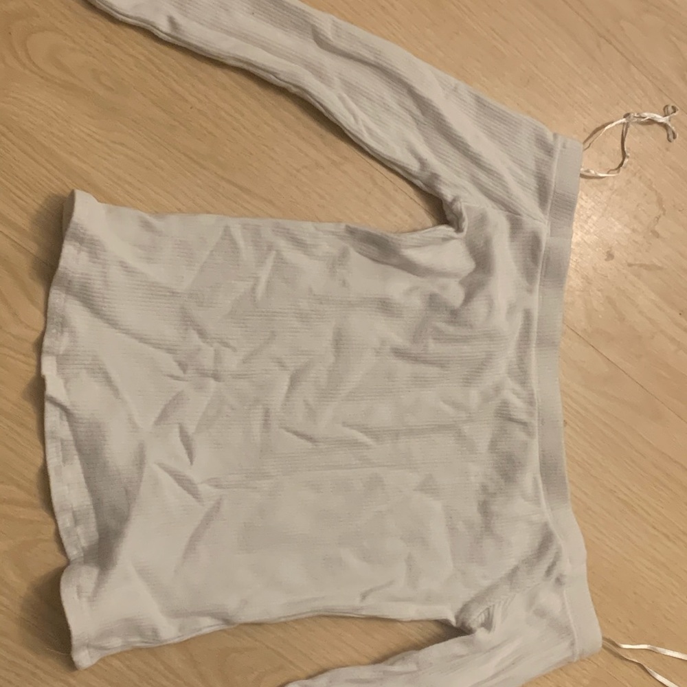 Off the shoulder long sleeve